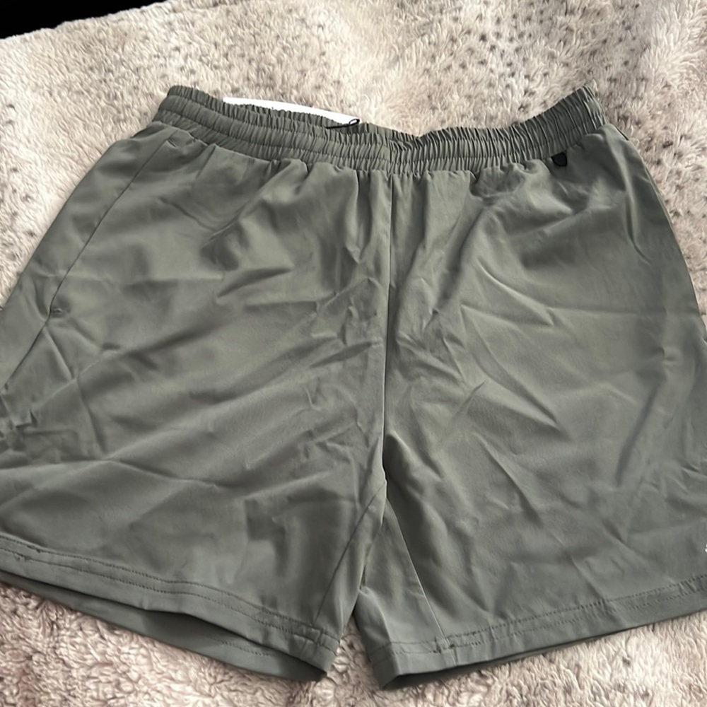 ASOS, 4605  gray shorts, size medium